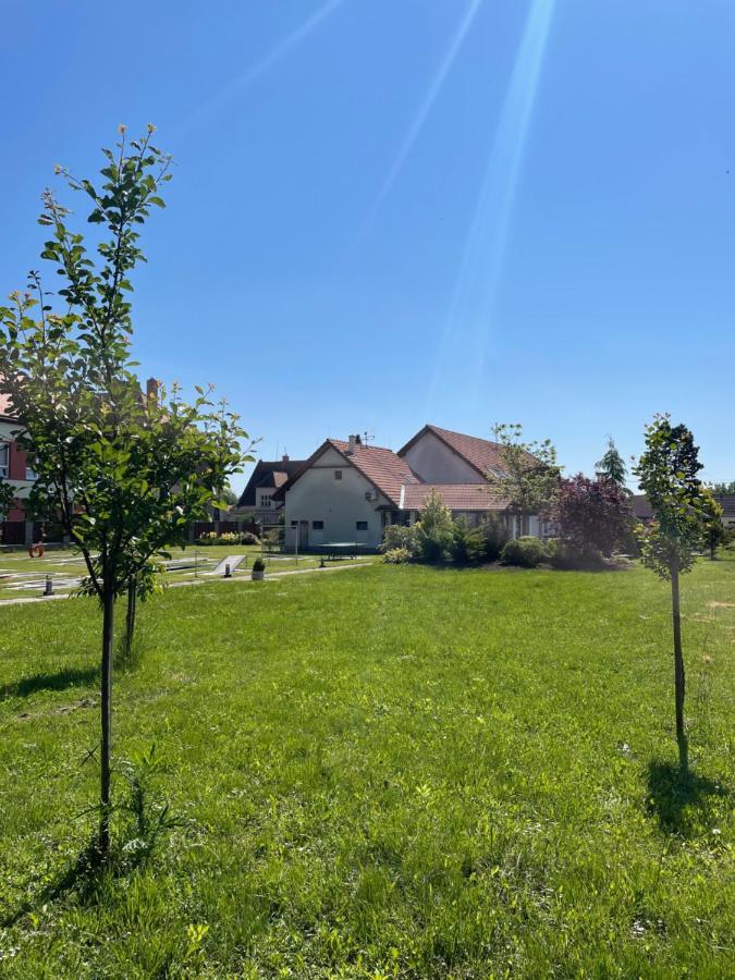 Penzion U Bohusa Леднице Екстериор снимка